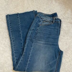 Stylish Sidefeel Denim Women's Straight Leg Jeans